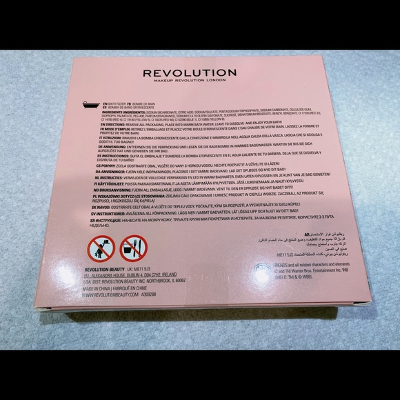 Makeup Revolution X Friends Coffee Cup Bath Fizzer - Picture 4 of 4